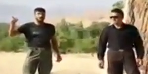 آهنگ قریدون فرزی بچه مامانی صوتی