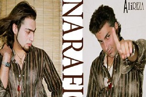 دانلود آهنگ فکر میکنی کی هستی طلیسچی