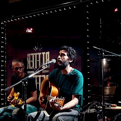 اهنگ دست برنمیداشت گروه فضانوردان